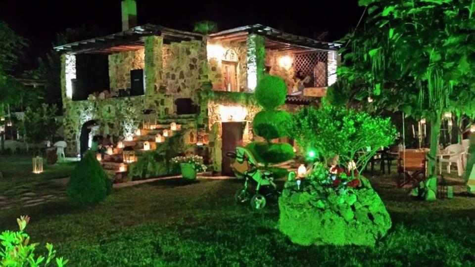 Villa Thodis Villa's