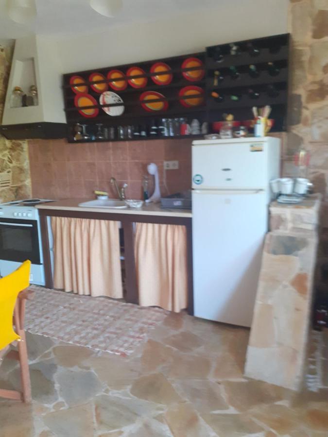 Thodis Villa's Kariani